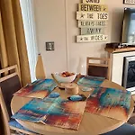 Ralfgus 16 Forest Views Caravan Park,moota *