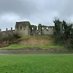 Semesterbostad Ralfgus 16 Forest Views Caravan Park,moota