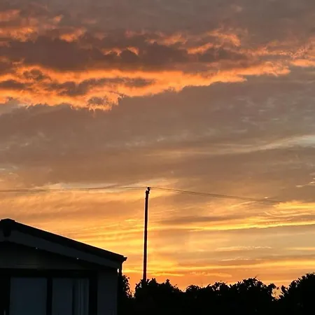 Ralfgus 16 Forest Views Caravan Park,moota Plumbland