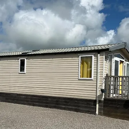 Ralfgus 16 Forest Views Caravan Park,moota * Plumbland