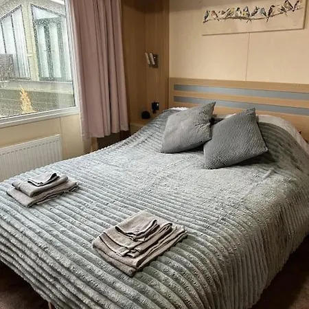 Vakantiehuis Ralfgus 16 Forest Views Caravan Park,moota