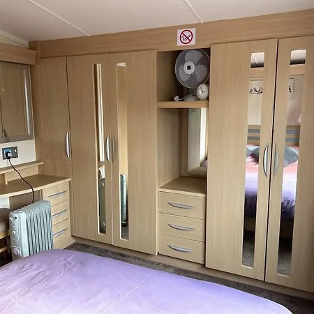 Dom wakacyjny Ralfgus 16 Forest Views Caravan Park,moota Plumbland