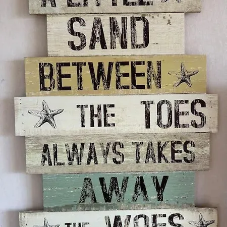 Ralfgus 16 Forest Views Caravan Park,moota 別荘 *